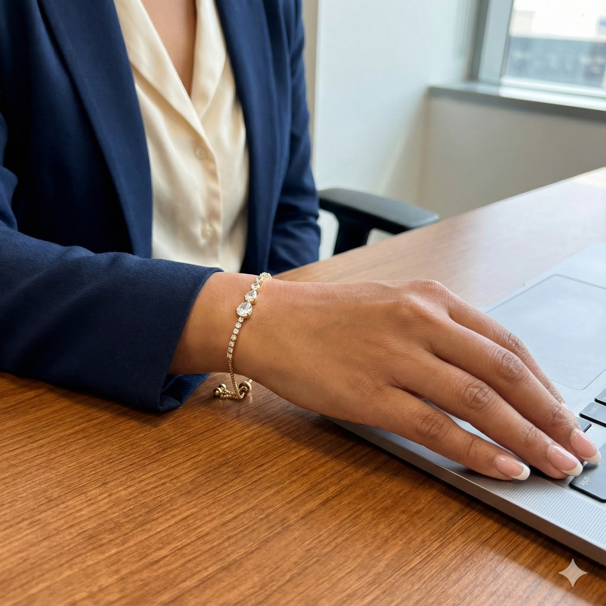 Endless Glow 18k Gold Plated Bracelet