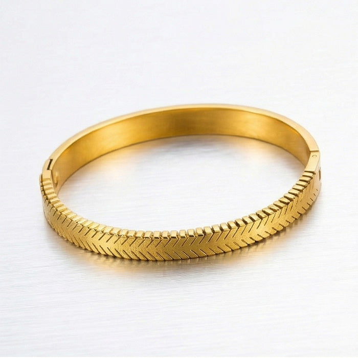 Chevron Royale Bangle