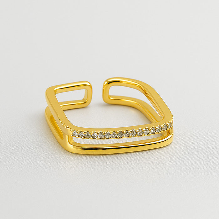 Linear Luxe Dual-Band Ring